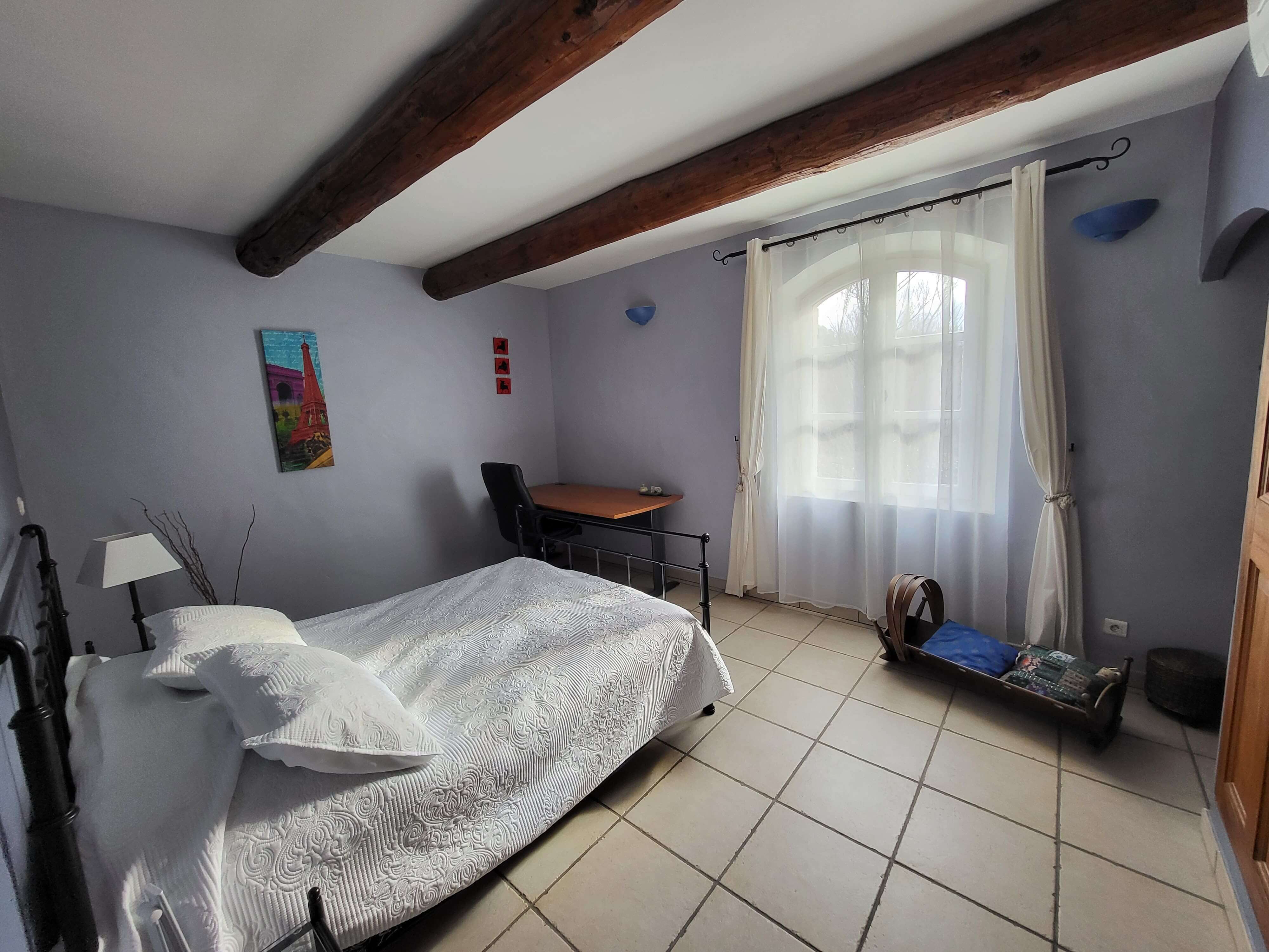 Chambre 2 - côté jardin