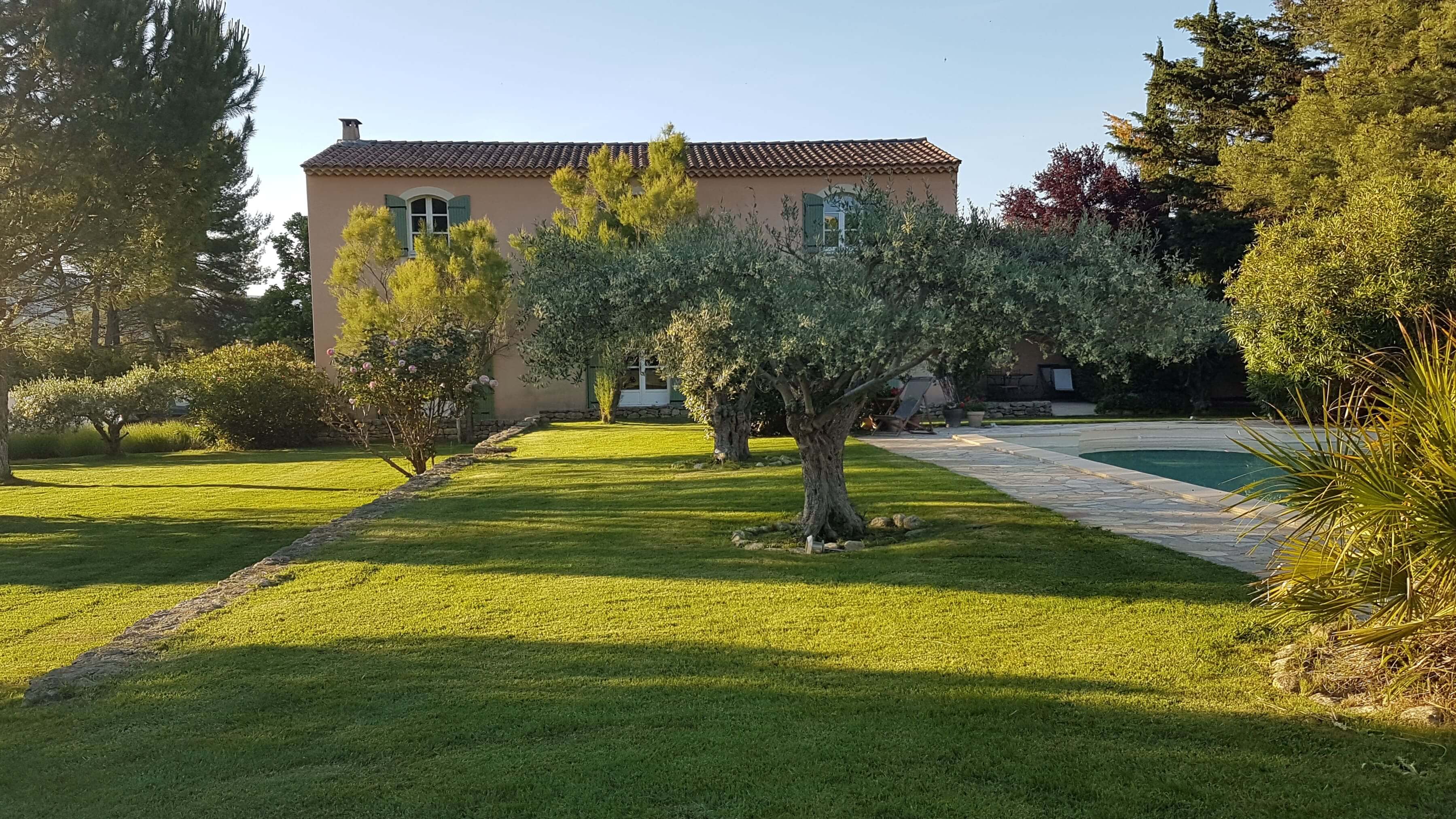 Vue d’ensemble du mas